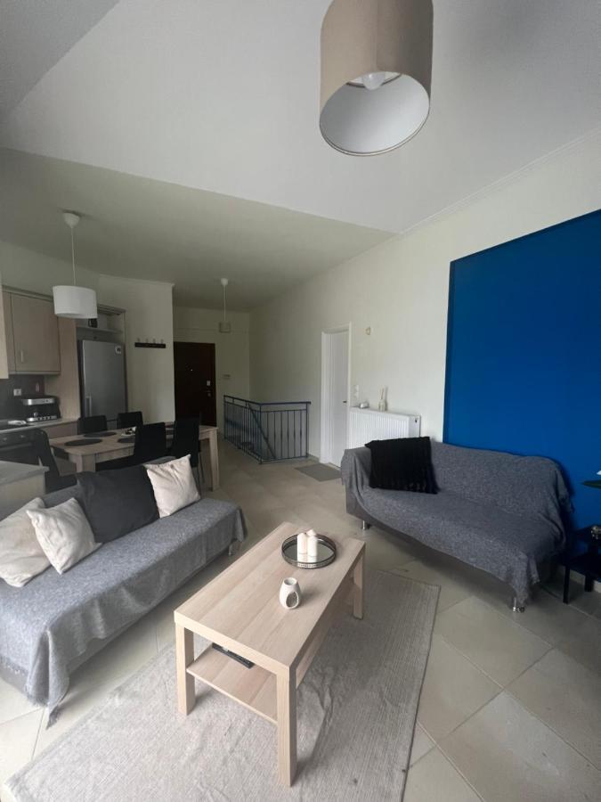 Blue And White Apartamento Schinias Exterior foto